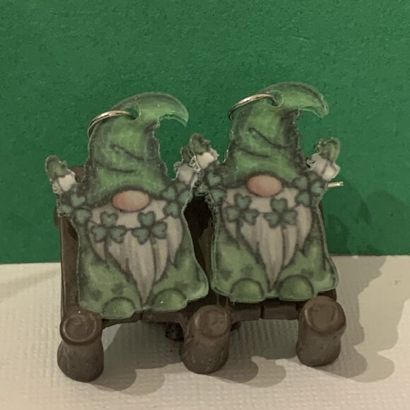 Shamrock Earring, Clover Earring, St. Patrick's Day Earring, Gnome Dwarf Elf - Picture 2 of 6